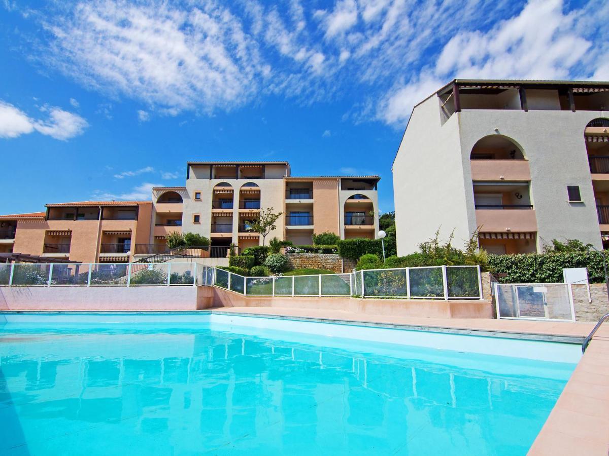 Apartment Le Domaine De La Gaillarde-15 By Interhome Les Issambres Exterior photo