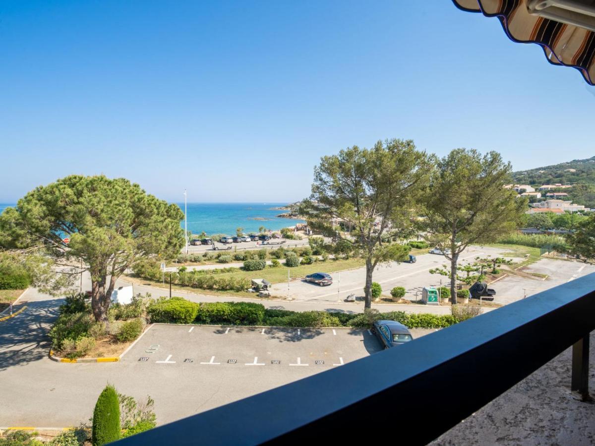 Apartment Le Domaine De La Gaillarde-15 By Interhome Les Issambres Exterior photo